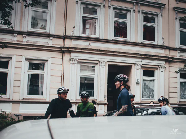 220615_kandiegang_oneyear-8.webp