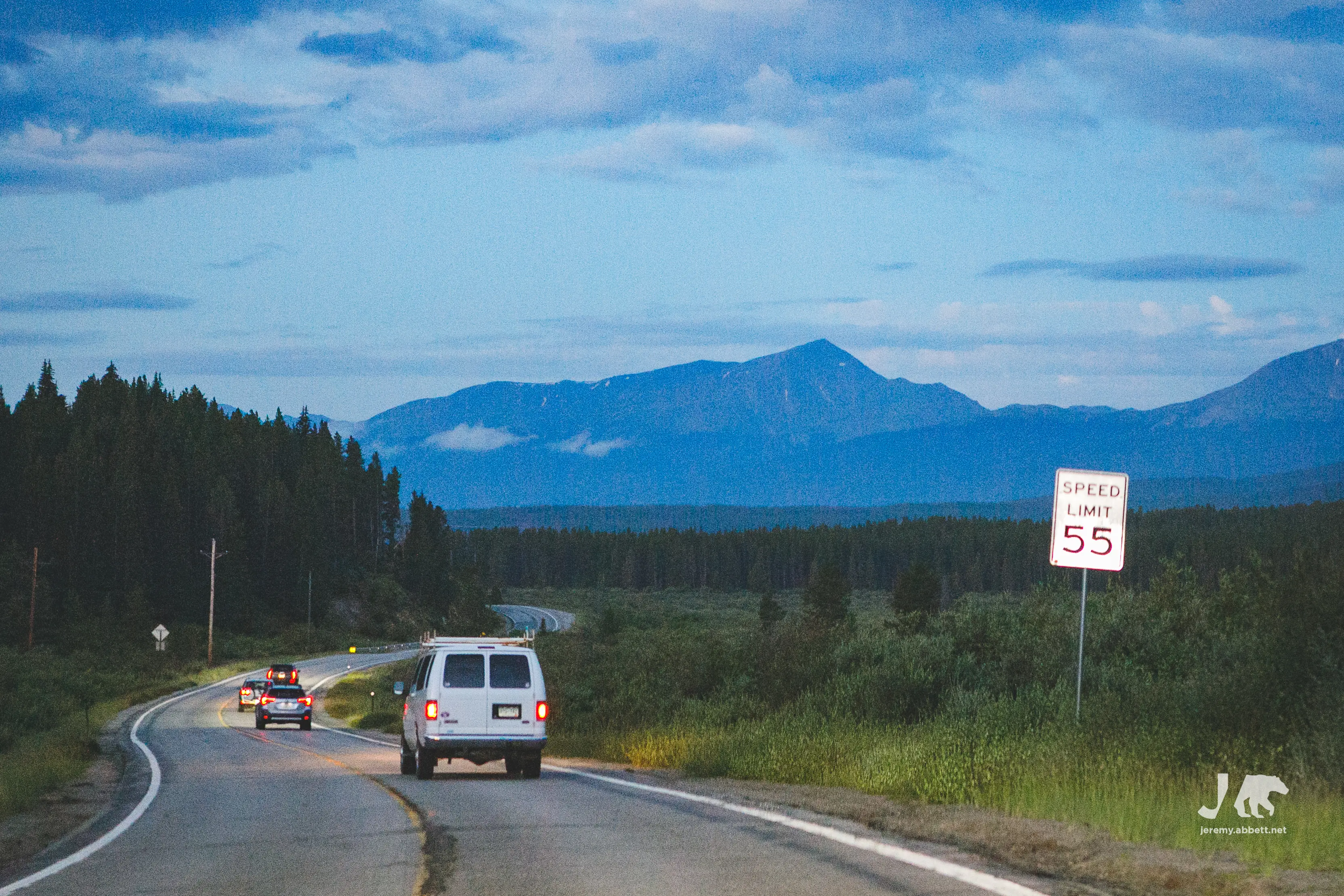 The pre-dawn, one-hour ride to Leadville from Vail Valley.